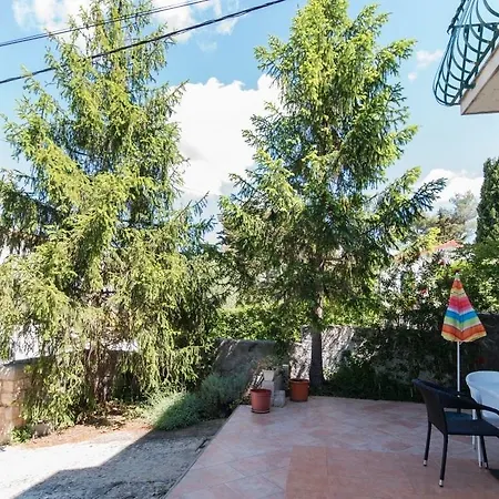 4475 Supetar